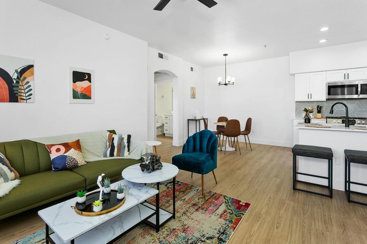 Cozysuites Glendale By The Stadium With Pool 01 Eksteriør bilde